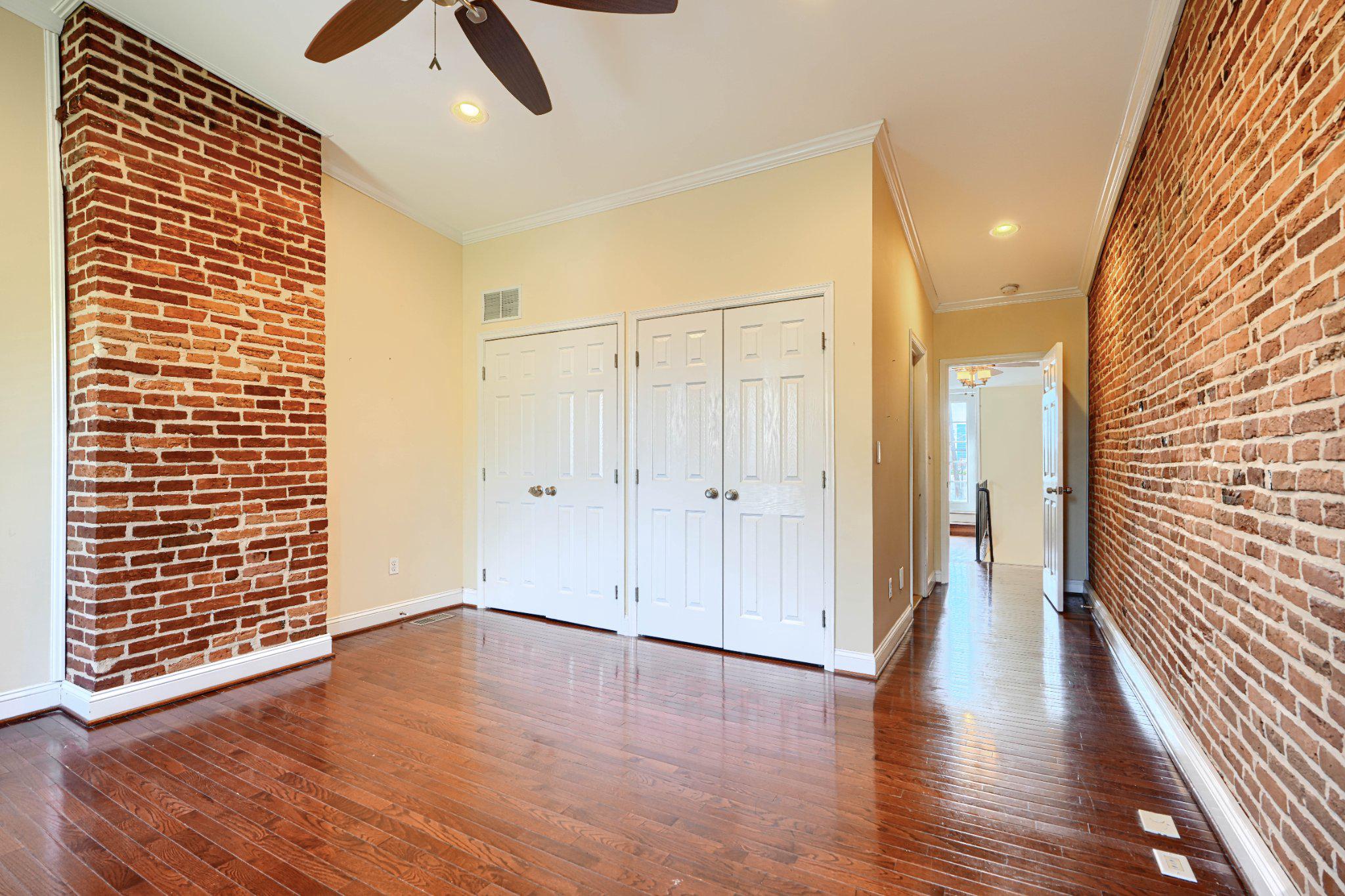 232 South Ann Street Baltimore, MD 21231 - Photo 37 of 62 Large 3rd Floor Bedroom