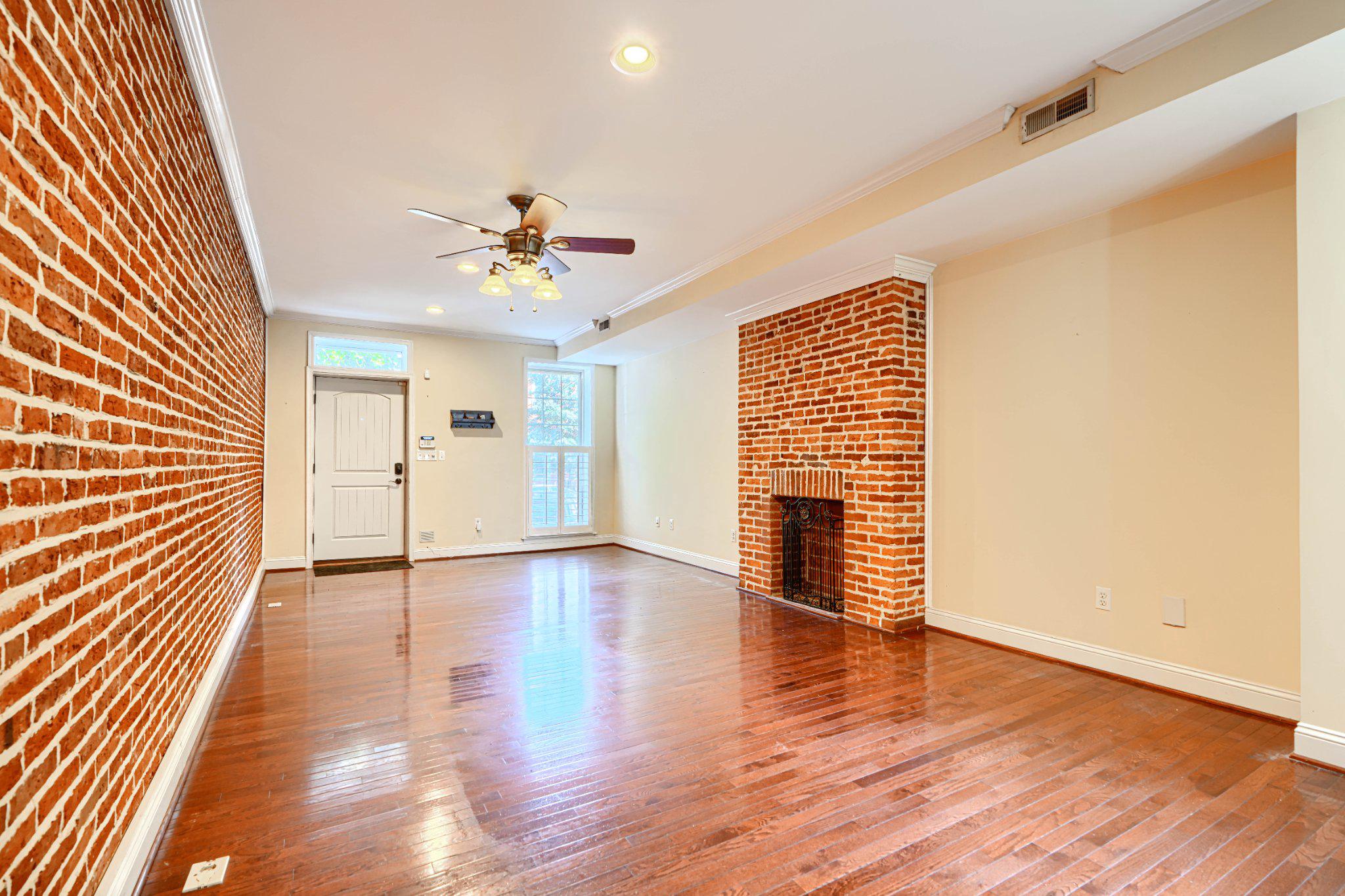 232 South Ann Street Baltimore, MD 21231 - Photo 6 of 62 Living Room