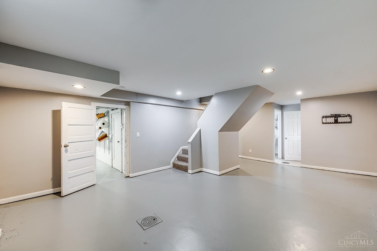 437 Samoht Ridge Road Cincinnati, OH 45238 - Photo 25 of 46