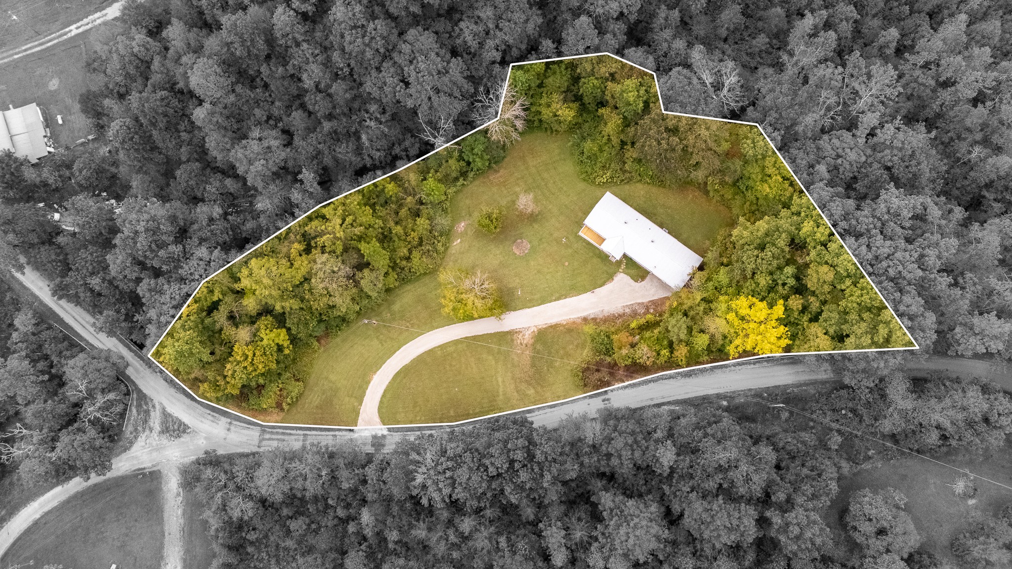 715 Springer Road Hohenwald, TN 38462 - Photo 25 of 30 a view of swimming pool