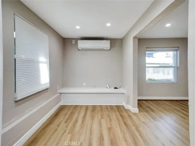 $1,900 | 985 Dexter Street, Los Angeles, CA 90042