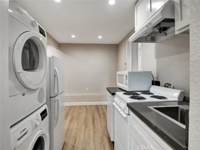 $1,900 | 985 Dexter Street, Los Angeles, CA 90042