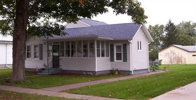 109 West B Street Alpha, IL 61413 - Photo 1 of 8 Gallery Image 1