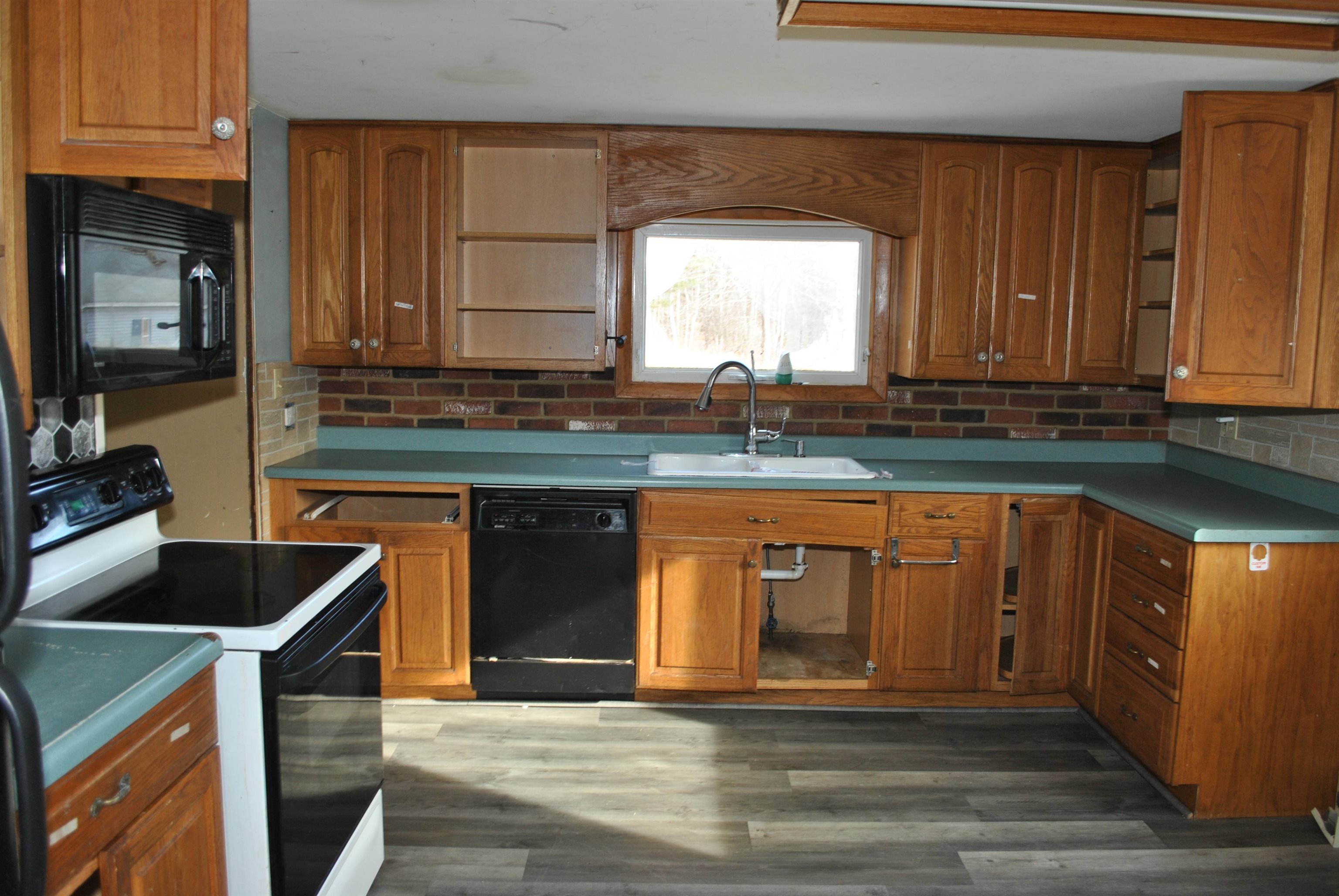 195 Spring Street Farmington, NH 03835 - Photo 17 of 21
