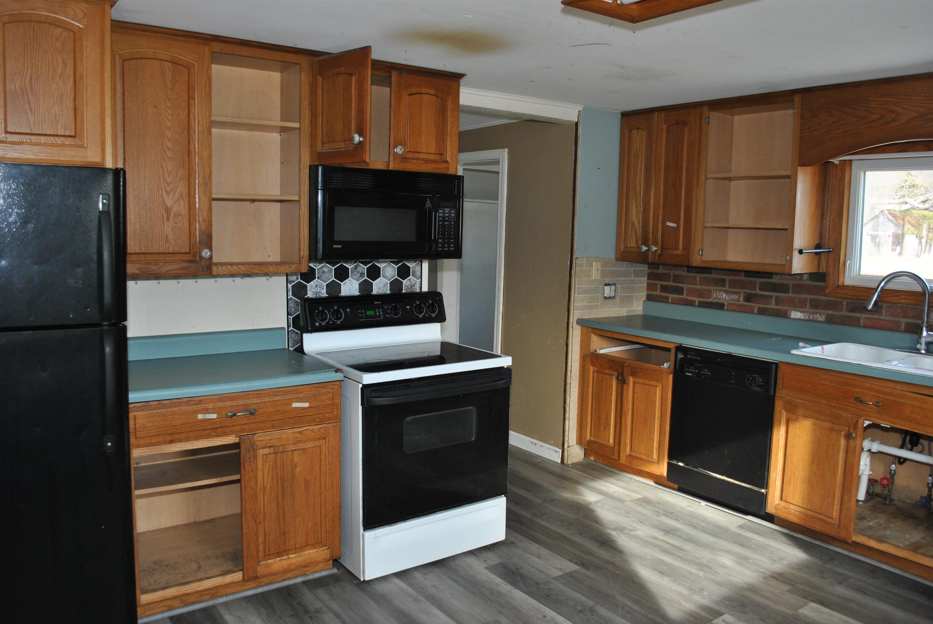 195 Spring Street Farmington, NH 03835 - Photo 18 of 21