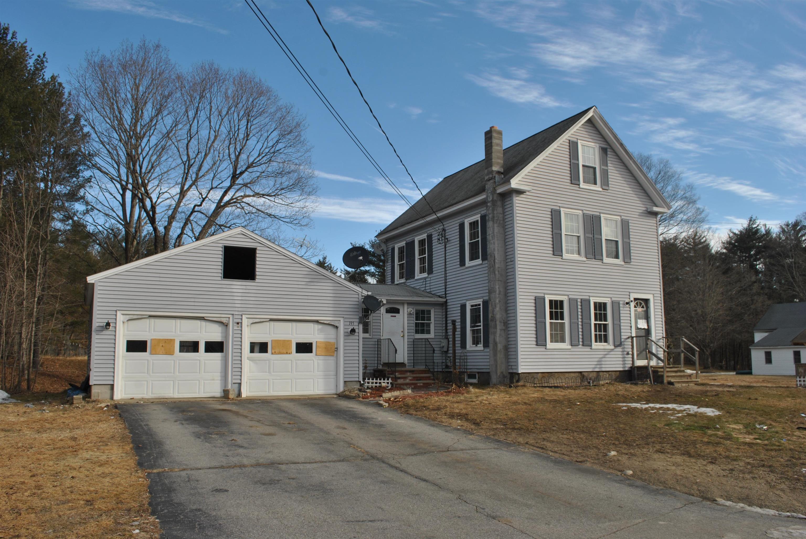 195 Spring Street Farmington, NH 03835 - Photo 2 of 21