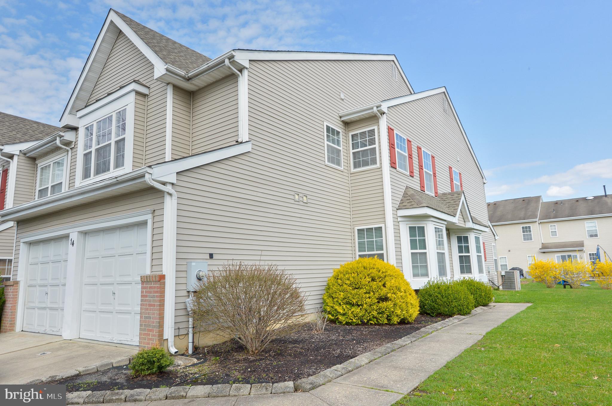 14 Stokes Road Mount Laurel, NJ 08054 - Photo 4 of 35 Gallery Image 4