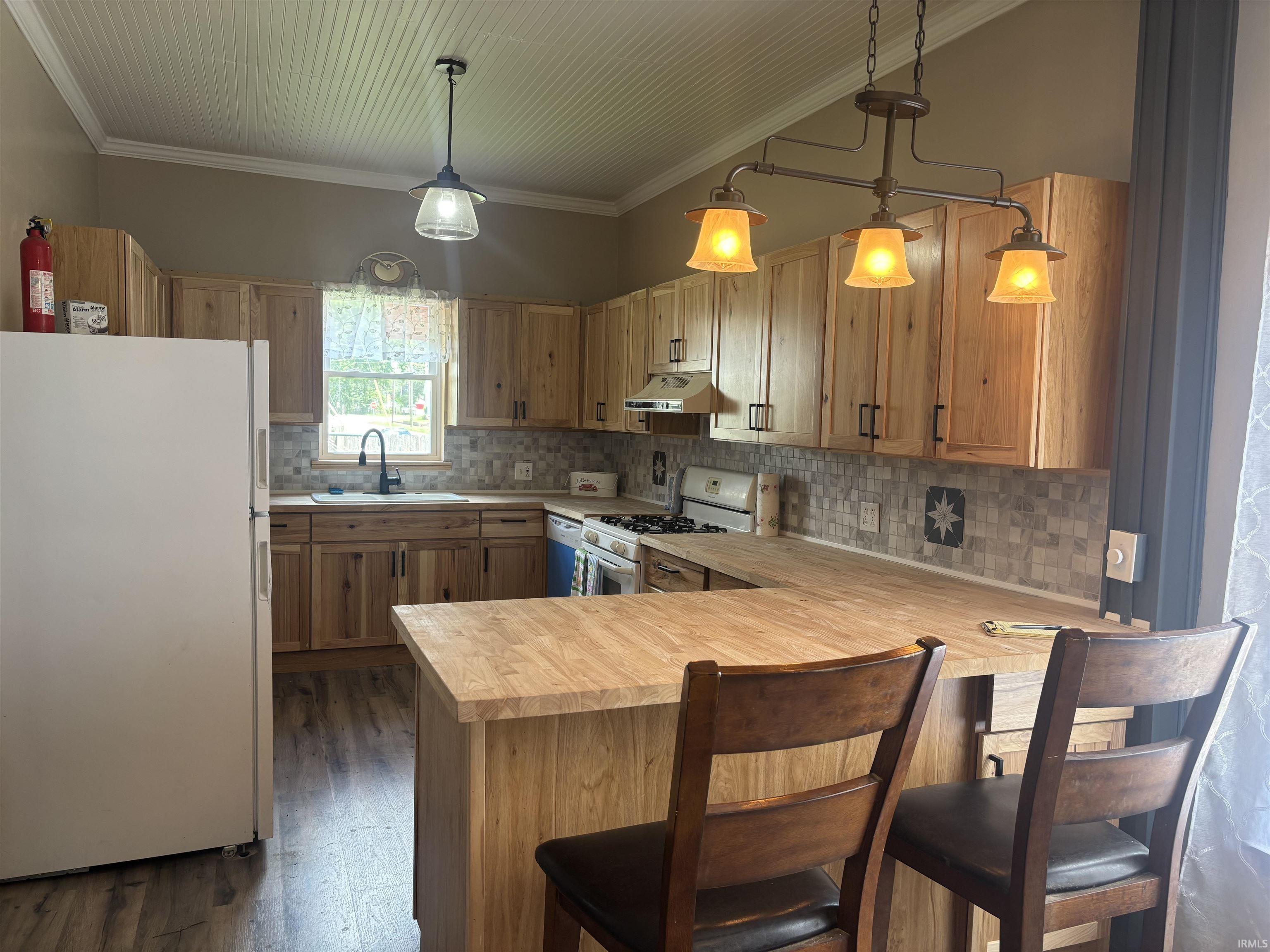 830 Perry Street Vincennes, IN 47591 - Photo 6 of 27