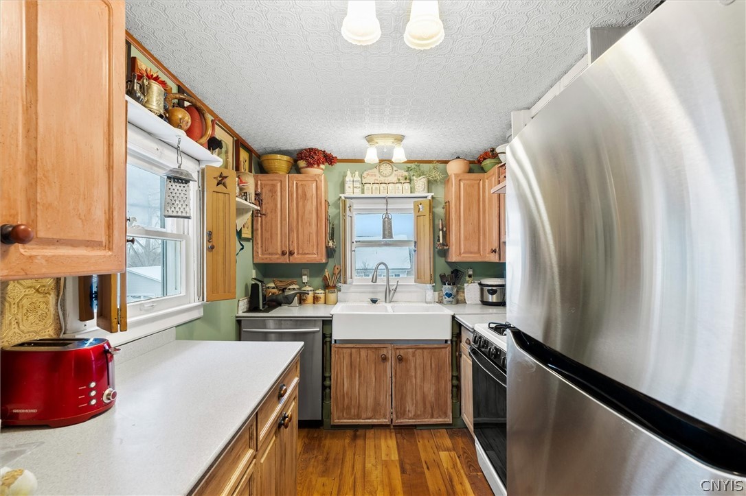 211 Center Street Manlius, NY 13066 - Photo 17 of 33