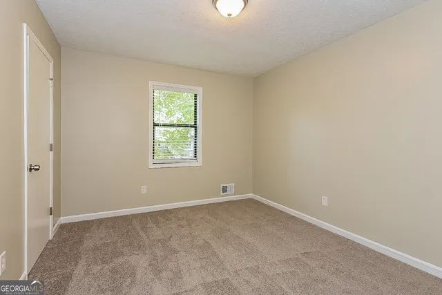 $1,820 | 8050 Sumit Wood Drive Northwest, Kennesaw, GA 30152