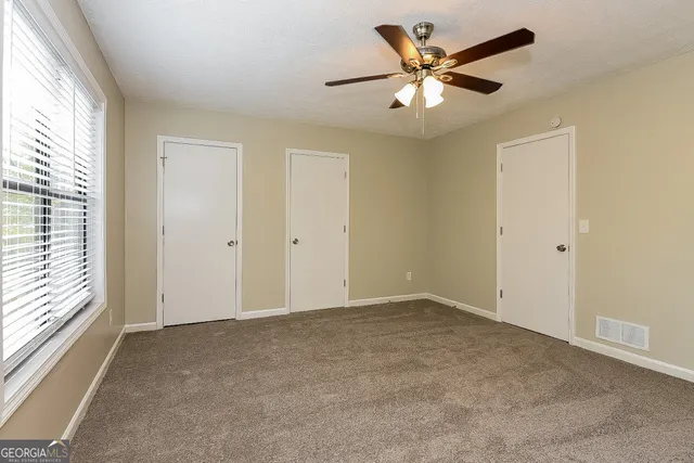 $1,820 | 8050 Sumit Wood Drive Northwest, Kennesaw, GA 30152