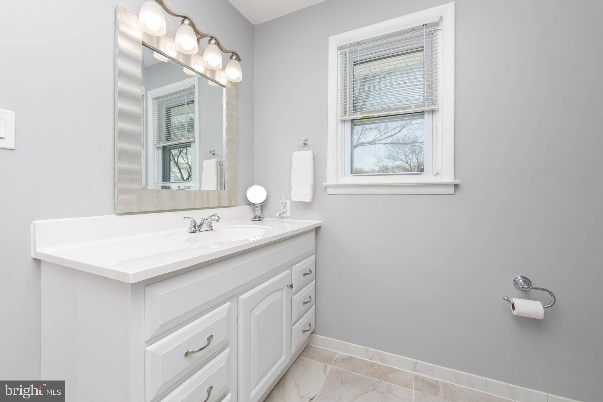 509 Lee Ann Road Cherry Hill, NJ 08034 - Photo 18 of 36 Gallery Image 18