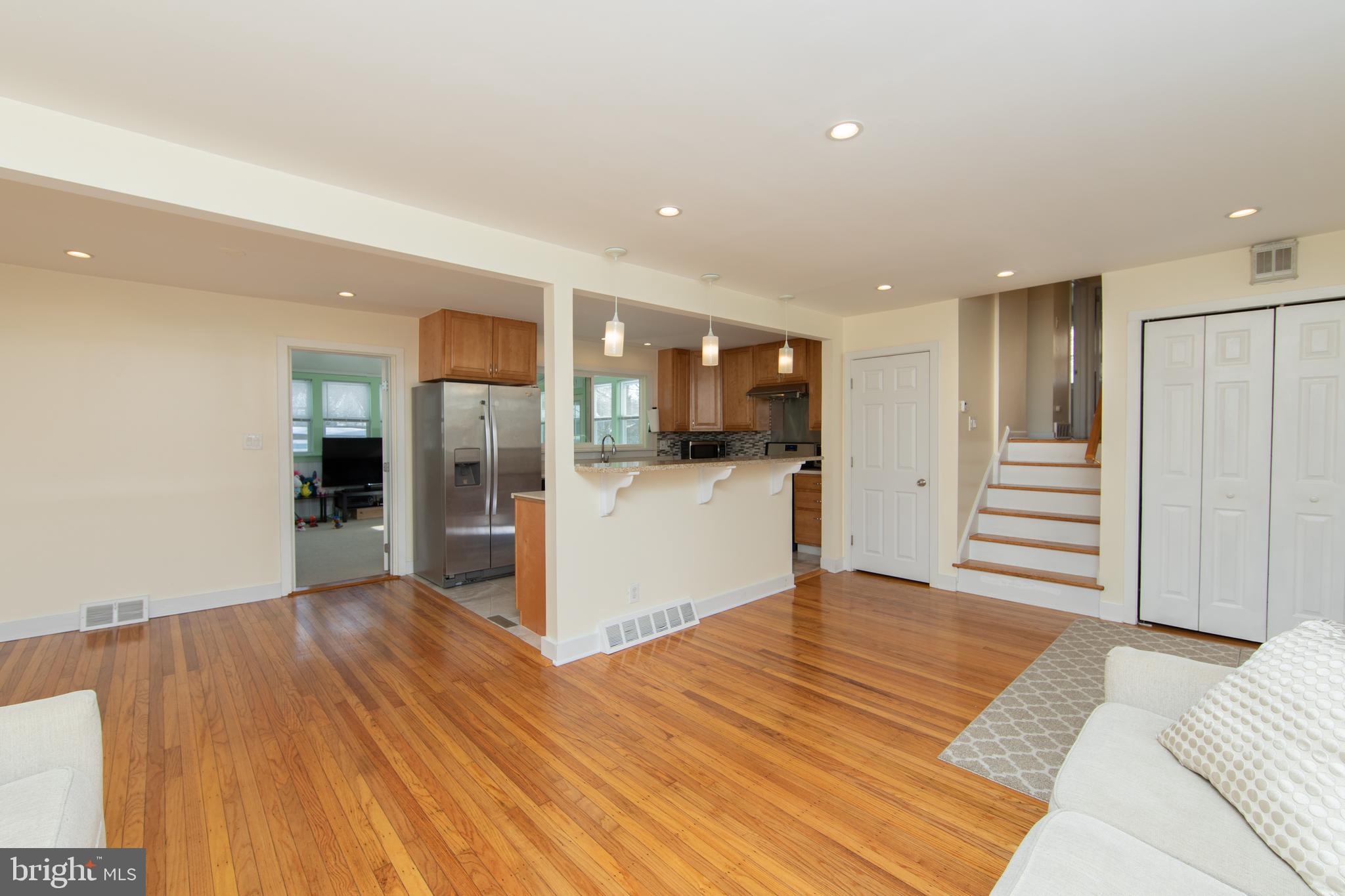 509 Lee Ann Road Cherry Hill, NJ 08034 - Photo 3 of 36 Gallery Image 3