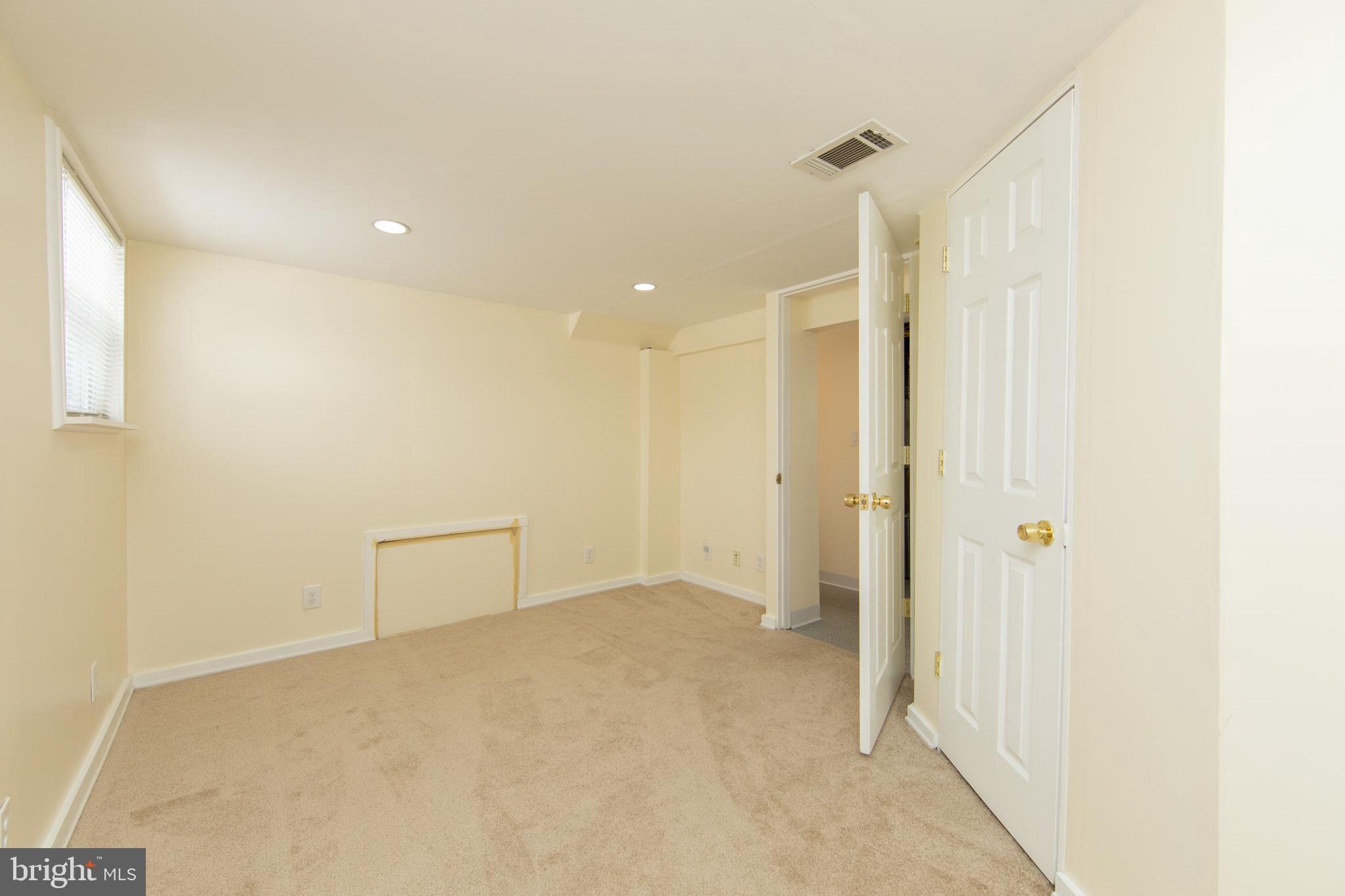 509 Lee Ann Road Cherry Hill, NJ 08034 - Photo 34 of 36 Gallery Image 34