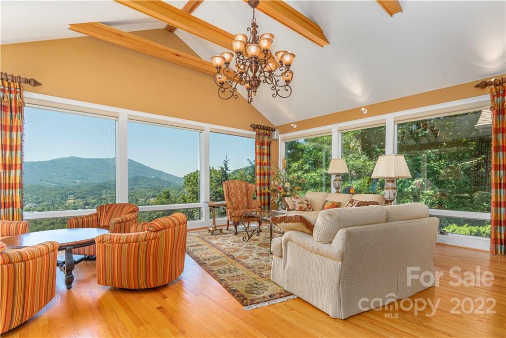 1044 Laurel Ridge Drive Waynesville, NC 28786 - Photo 12 of 45 Gallery Image 12
