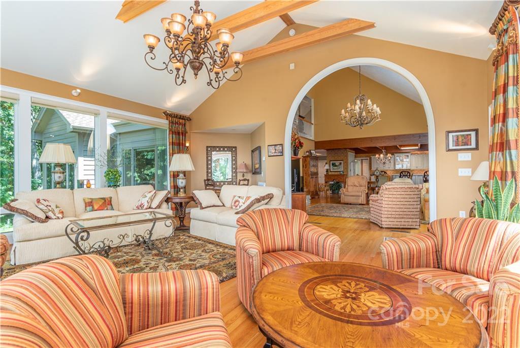 1044 Laurel Ridge Drive Waynesville, NC 28786 - Photo 15 of 45 Gallery Image 15