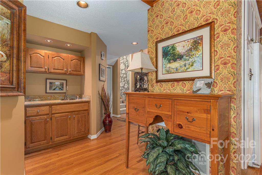 1044 Laurel Ridge Drive Waynesville, NC 28786 - Photo 25 of 45 Gallery Image 25