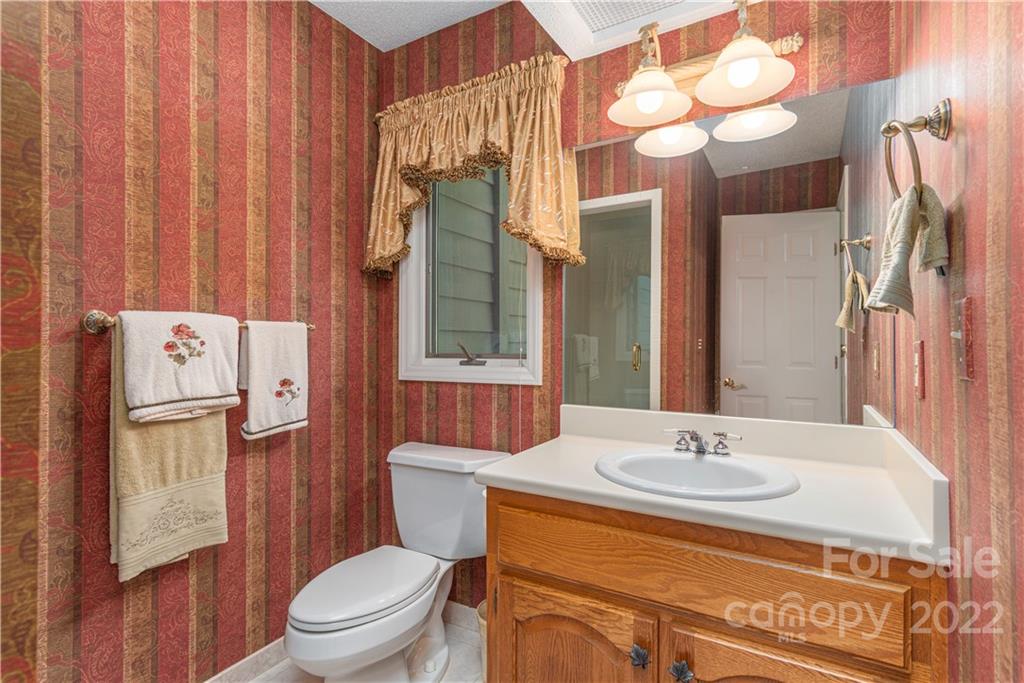 1044 Laurel Ridge Drive Waynesville, NC 28786 - Photo 26 of 45 Gallery Image 26