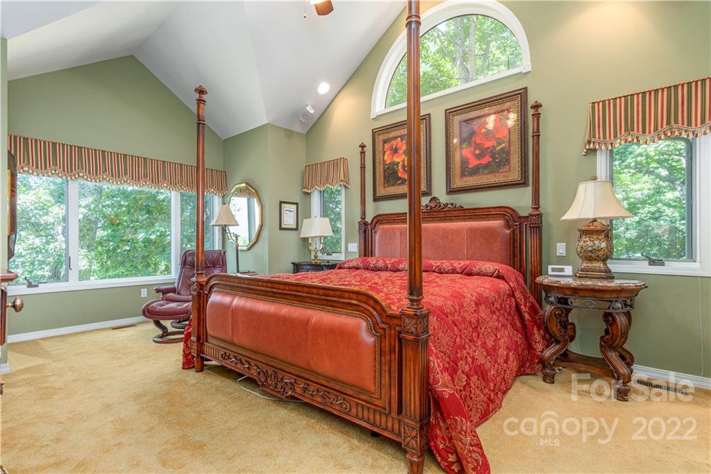 1044 Laurel Ridge Drive Waynesville, NC 28786 - Photo 29 of 45 Gallery Image 29
