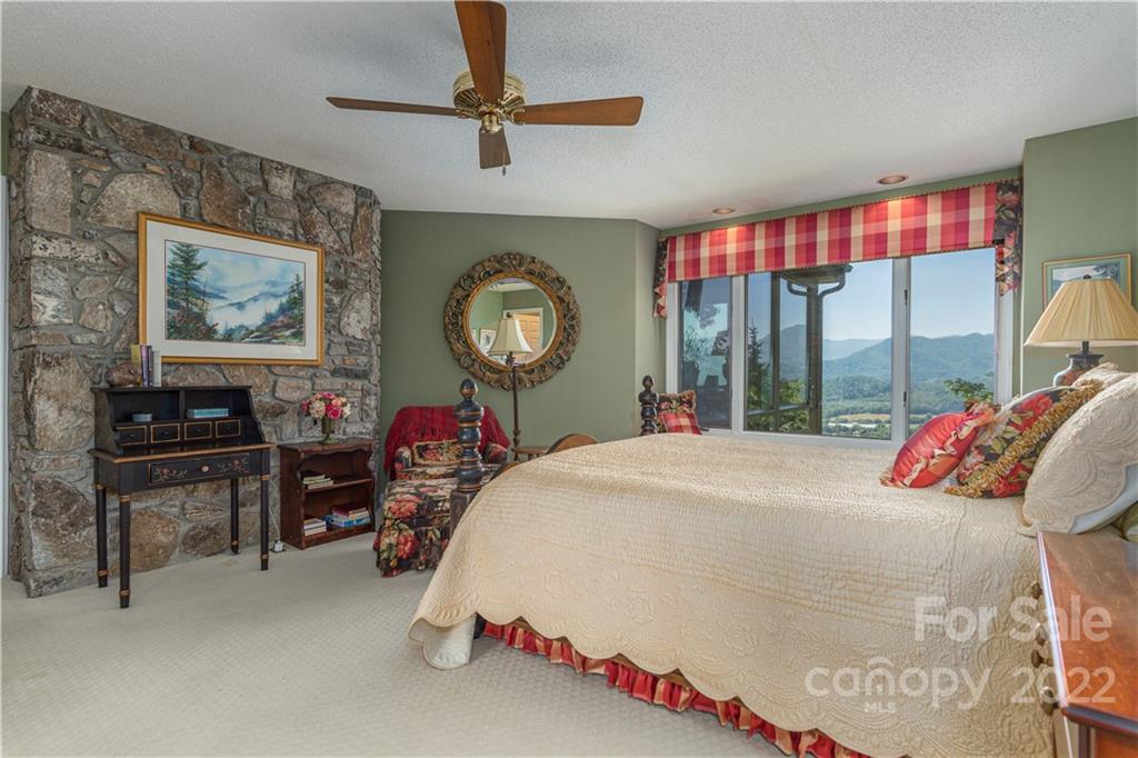 1044 Laurel Ridge Drive Waynesville, NC 28786 - Photo 33 of 45 Gallery Image 33