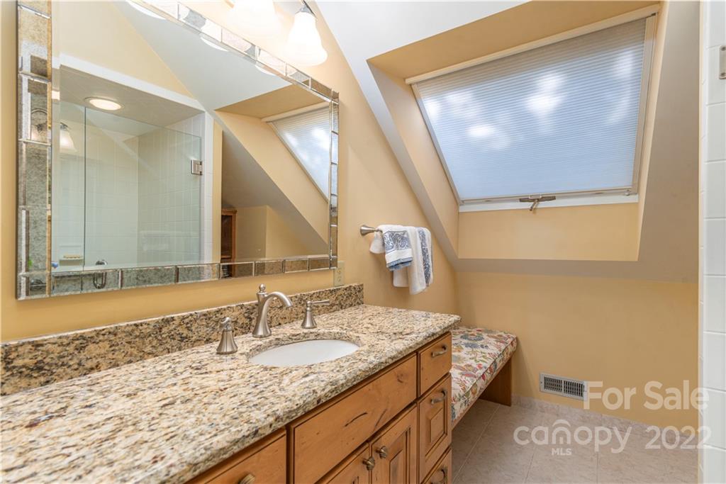 1044 Laurel Ridge Drive Waynesville, NC 28786 - Photo 40 of 45 Gallery Image 40