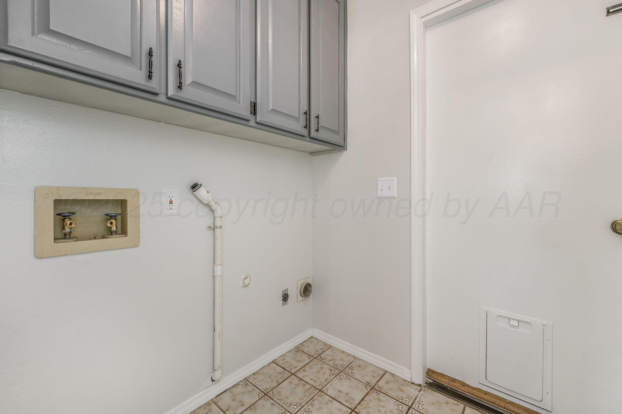 106 Del Norte Fritch, TX 79036 - Photo 11 of 21