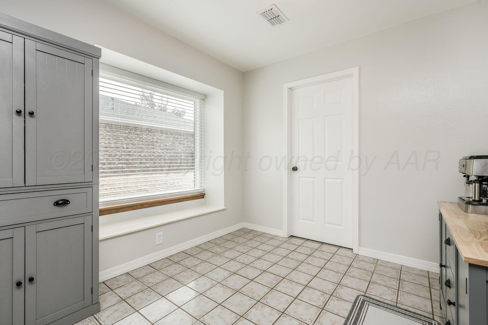 106 Del Norte Fritch, TX 79036 - Photo 10 of 21 a view of an empty room with window