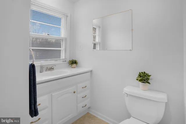 $345,000 | 56 Ridgewood Lane, Front Royal, VA 22630