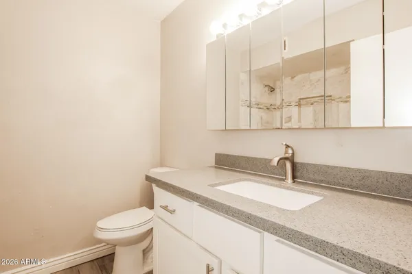 $370,000 | 6402 South 44th Street, Phoenix, AZ 85042