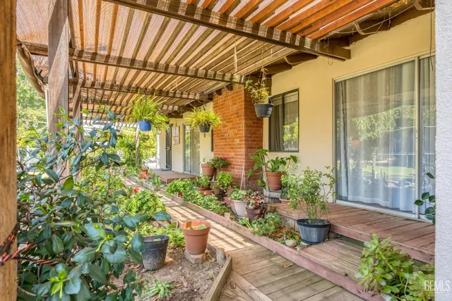 $1,050,000 | Undisclosed Address, Delano, CA 93215