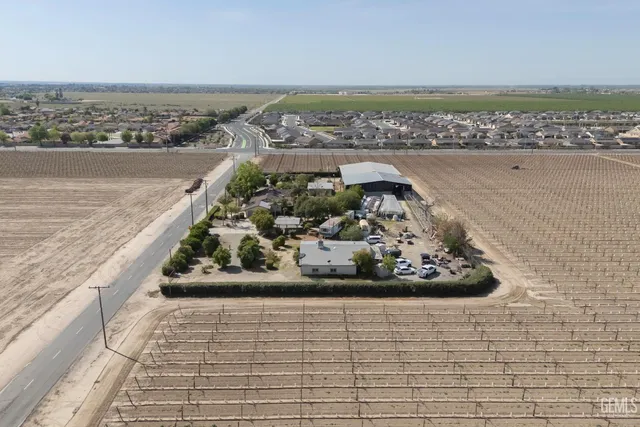 $1,050,000 | Undisclosed Address, Delano, CA 93215