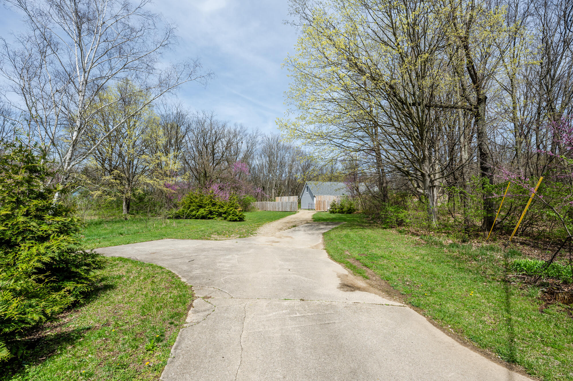 15664 Old Walton Road Buchanan, MI 49107 - Photo 2 of 36 old walton-102