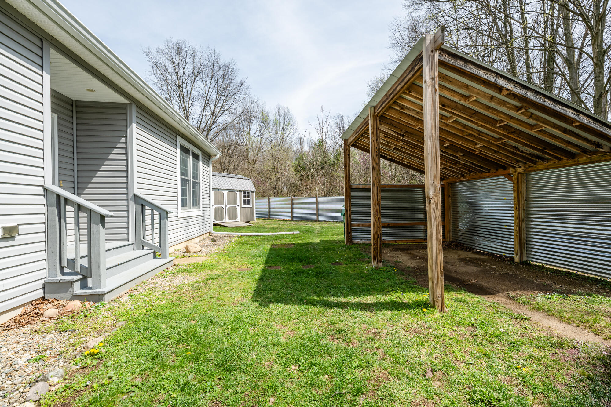 15664 Old Walton Road Buchanan, MI 49107 - Photo 4 of 36 old walton-105