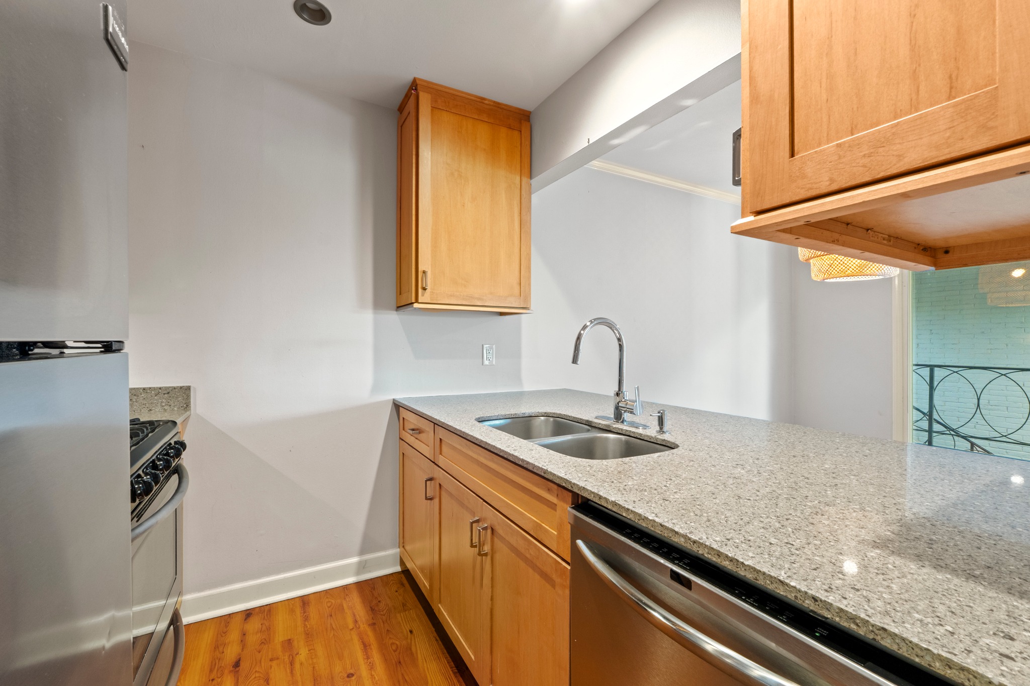 1210 Windsor Road, Unit 220 Austin, TX 78703 - Photo 11 of 32