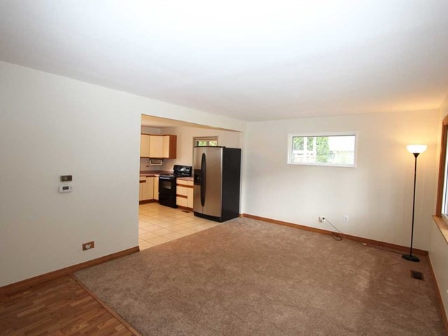 60 Golfview Road Lake Zurich, IL 60047 - Photo 4 of 19