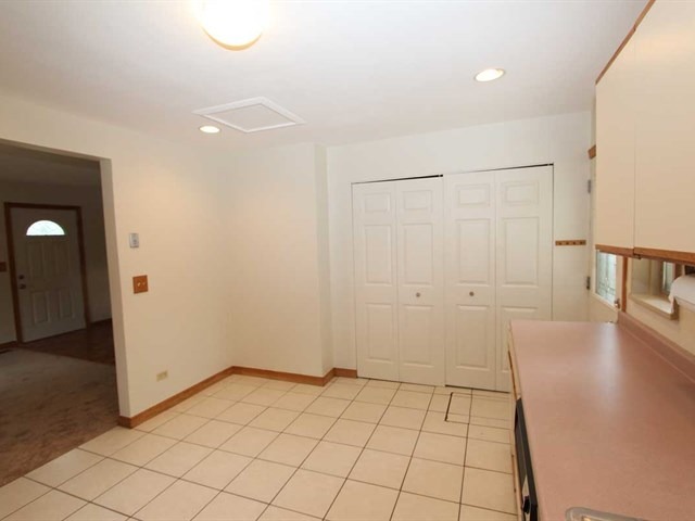 60 Golfview Road Lake Zurich, IL 60047 - Photo 8 of 19