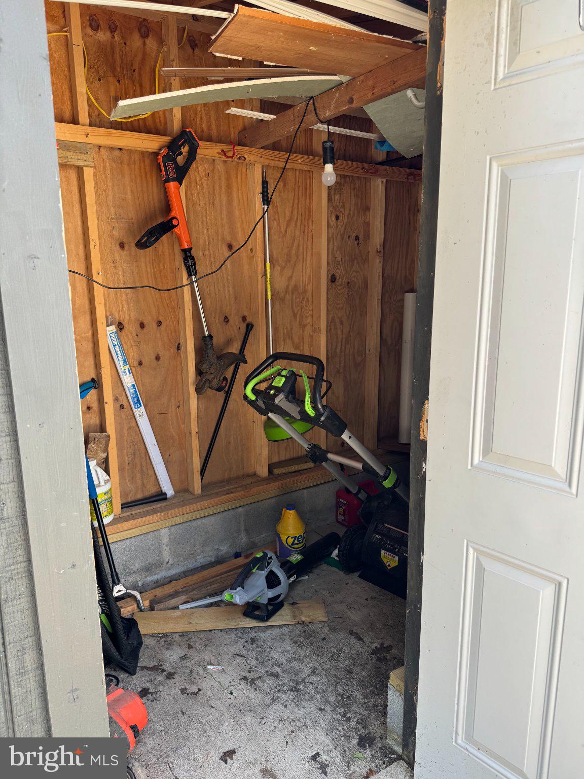 6603 Huntsman Boulevard Springfield, VA 22152 - Photo 59 of 64 Garden tools neatly stored away.