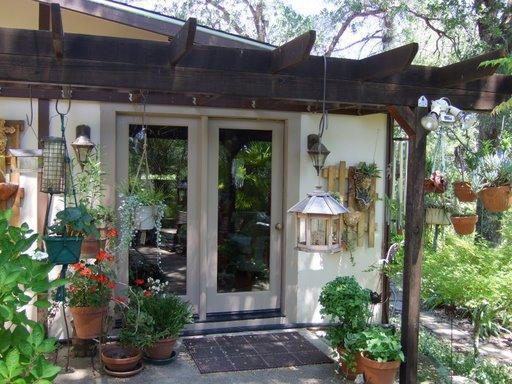 8652 Simmons Road, Unit 3 5 ACRES Redding, CA 96001 - Photo 6 of 10 French doors to patio