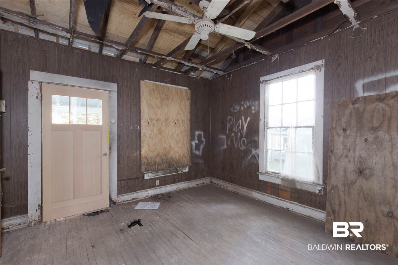 1105 Texas Street Mobile, AL 36604 - Photo 6 of 13