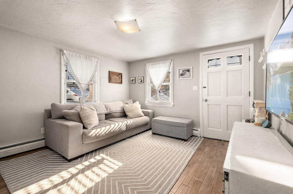 21 Forest Street Peabody, MA 01960 - Photo 6 of 29