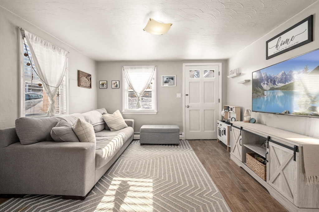 21 Forest Street Peabody, MA 01960 - Photo 7 of 29