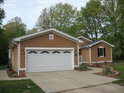 4809 Davison Road Lapeer, MI 48446 - Photo 2 of 40 20356053-1.JPG