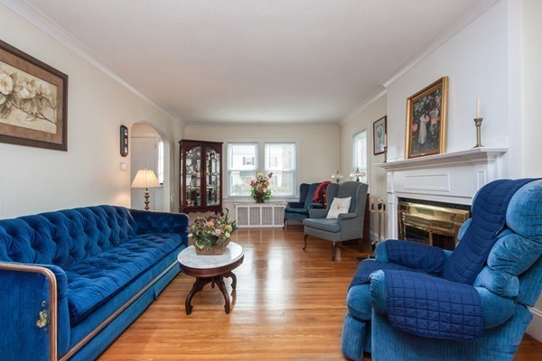 36 Eckington Street Springfield, MA 01108 - Photo 6 of 29 Gallery Image 6
