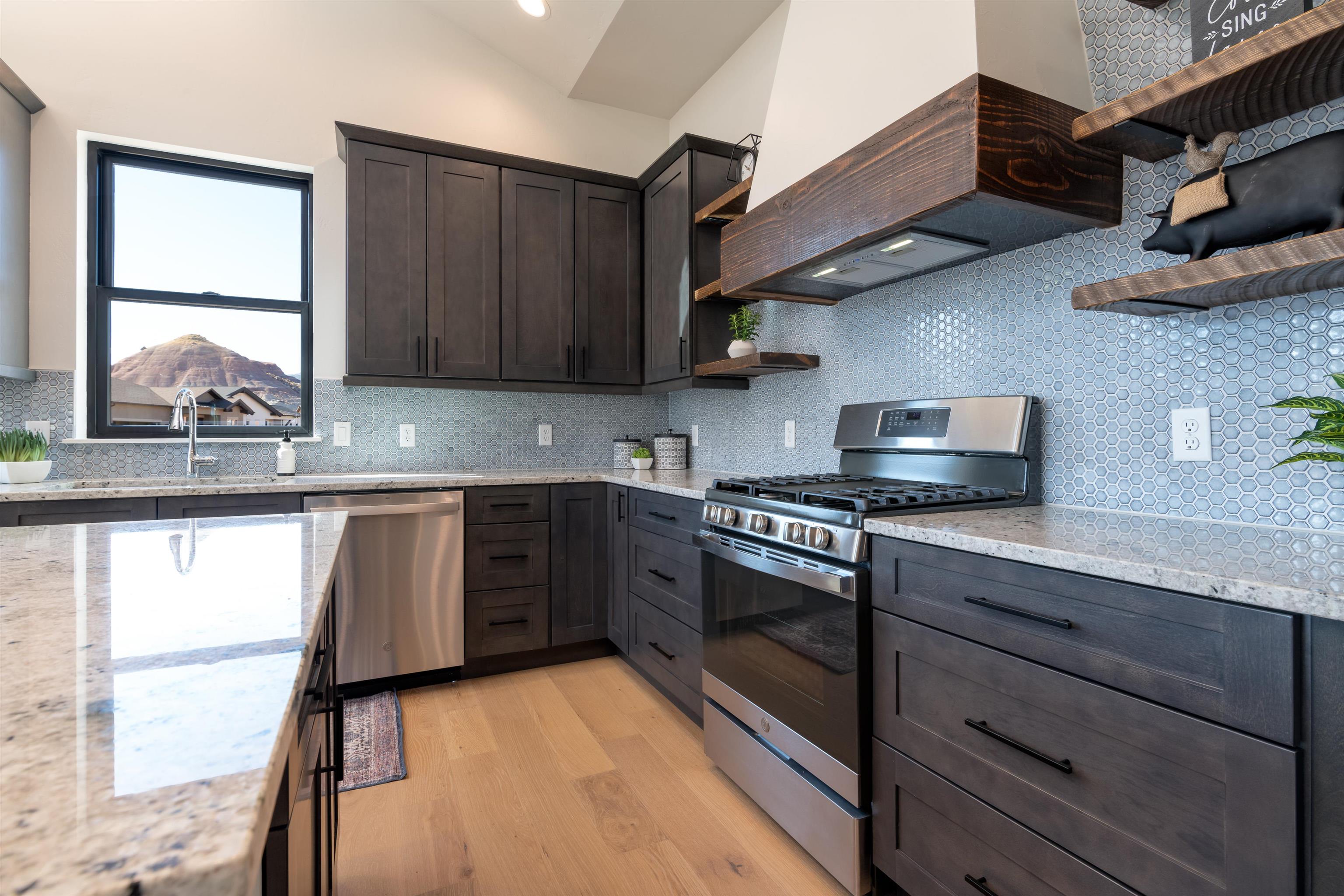 2291 Rock Valley Road Grand Junction, CO 81507 - Photo 11 of 38 Gallery Image 11