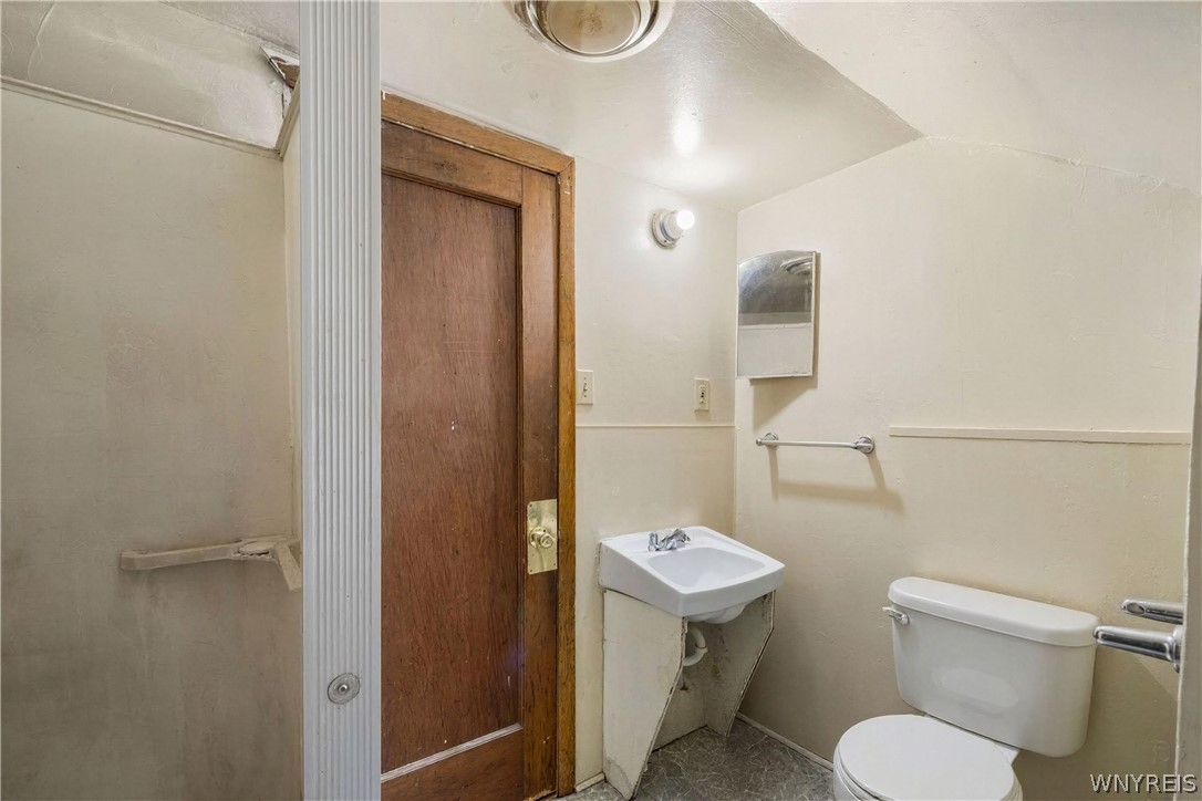 12 Humason Avenue Buffalo, NY 14211 - Photo 10 of 15