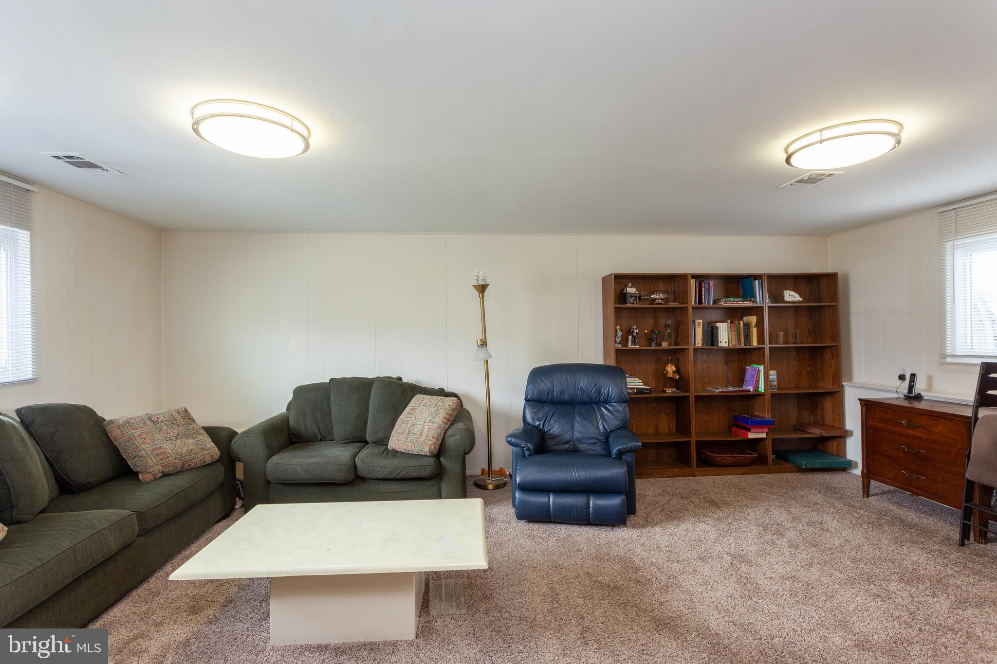 3904 Setonhurst Road Baltimore, MD 21208 - Photo 14 of 36