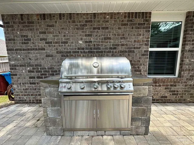 $2,200 | 4723 Determination Court, Milton, FL 32570