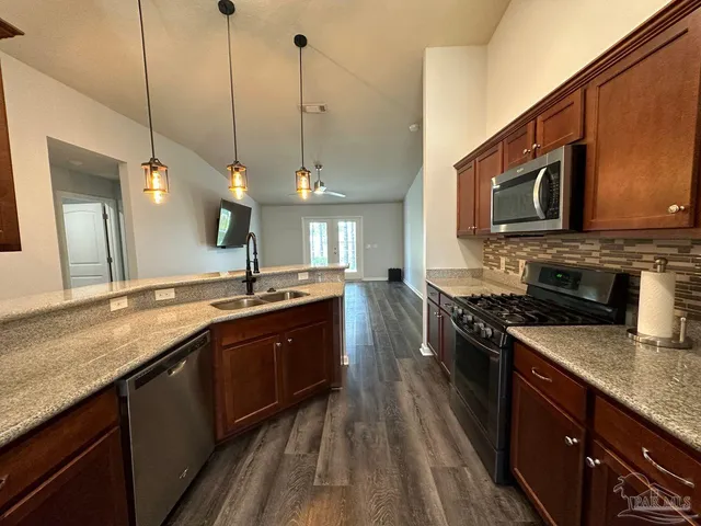 $2,200 | 4723 Determination Court, Milton, FL 32570