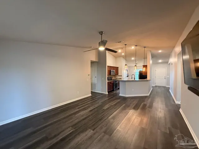 $2,200 | 4723 Determination Court, Milton, FL 32570