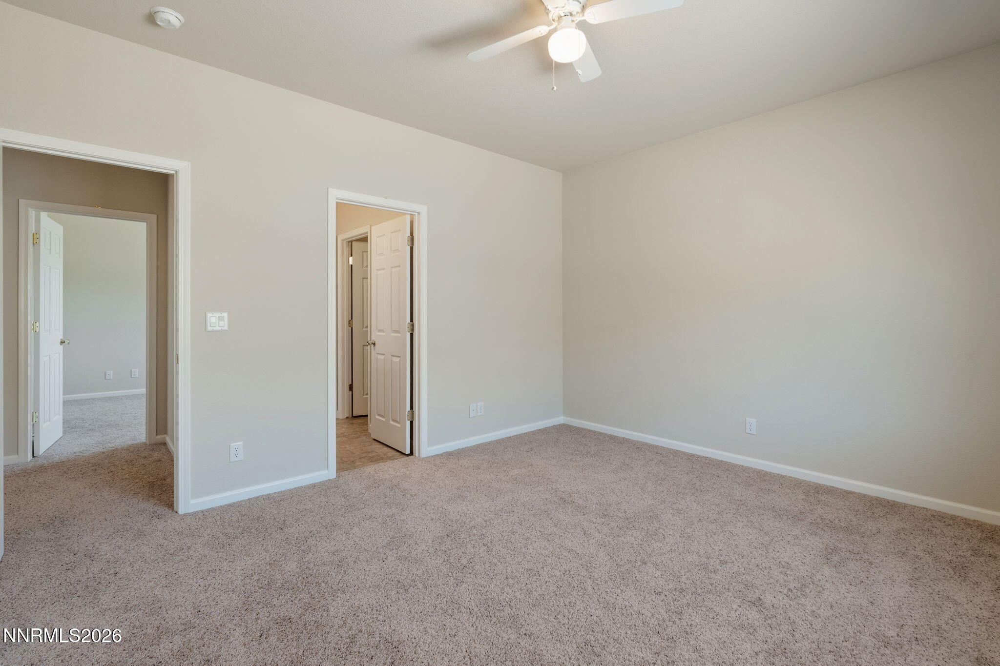 955 Demos Court Reno, NV 89512 - Photo 32 of 48 40-web-or-mls-DSC04038